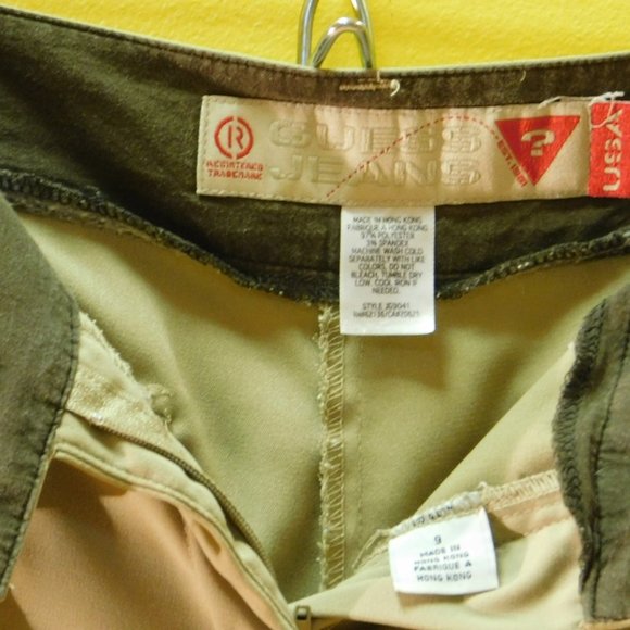 🔥 5/$25  2 pair of VTG Guess Jeans USA Capri with cuffs - Picture 8 of 8